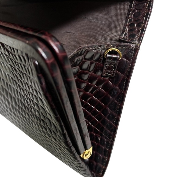 Etienne Aigner Vintage Crocodile 100% Embossed Leather Clutch with Gold Buckle - Picture 7 of 13